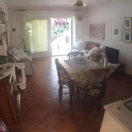 Casa Antonietta By Alessandro Delmar *